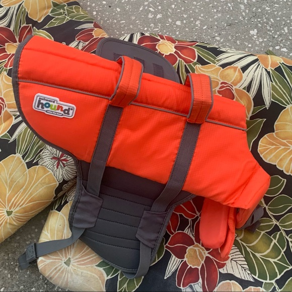 Dog.”Outward Hound” Life Jacket Floatation Device (Size - M) - Picture 3 of 14